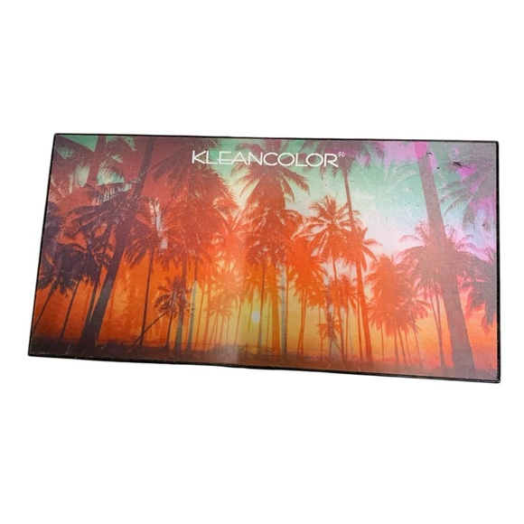 KLEANCOLOR® TROPICAL PASSION EYESHADOW PALETTE 18 colors. - Picture 2 of 4